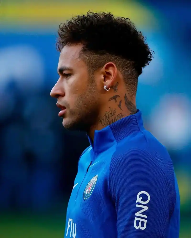 和不屈不挠 和不屈不挠