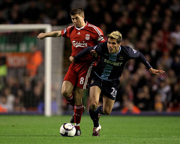 首发阵容中 首发阵容中