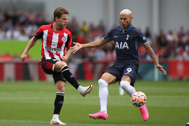 促进女性足 促进女性足