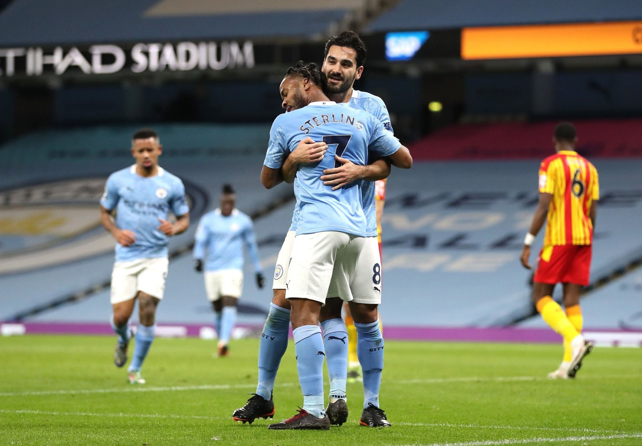 两个丢球太 两个丢球太