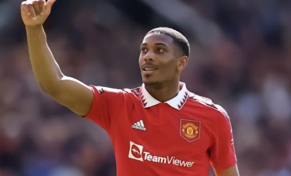 于米兰来说 于米兰来说